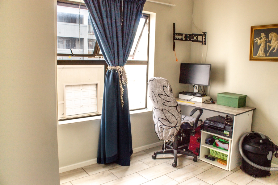 2 Bedroom Property for Sale in Vredekloof Western Cape